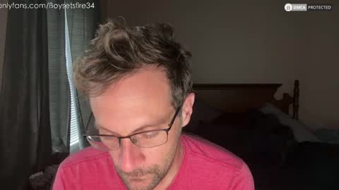 Snapshot of boysetsfire34 chatting on October 23, 3:00 pm boysetsfire34 online show from October 23, 3:00 pm
