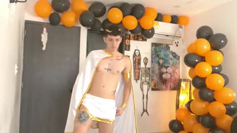 Snapshot of boysgang_sex chatting on October 30, 11:33 am Angelo Mark Fernando Taylor online show from October 30, 11:33 am