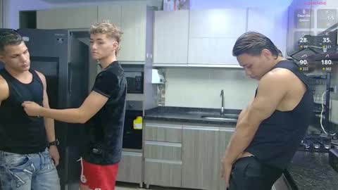 Snapshot of boysgang_sex chatting on November 7, 11:32 am Angelo Mark Fernando Taylor online show from November 7, 11:32 am