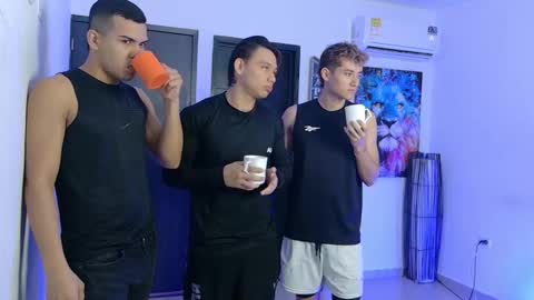 Snapshot of boysgang_sex chatting on November 24, 11:43 am Angelo Mark Fernando Taylor online show from November 24, 11:43 am