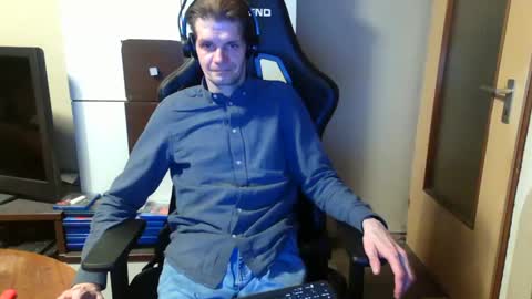 bponie1 online show from January 24, 10:30 pm