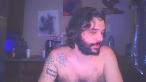 Bradley online show from December 9, 9:39 am