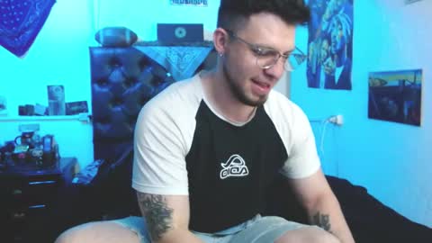 brad hot boy online show from October 18, 11:16 pm