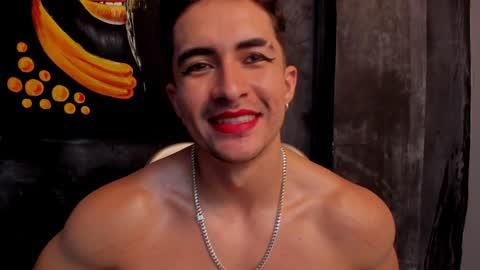 Snapshot of brad_summer chatting on January 19, 12:17 am brad summer online show from January 19, 12:17 am