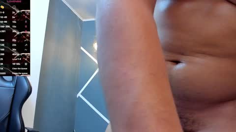 Snapshot of brad_summer chatting on January 25, 12:06 am brad summer online show from January 25, 12:06 am