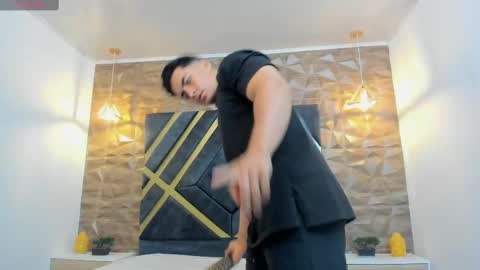 Snapshot of brad_summer chatting on March 11, 5:13 pm brad summer online show from March 11, 5:13 pm