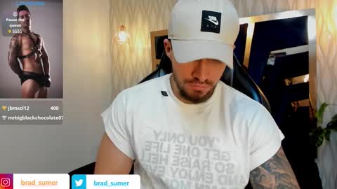 Snapshot of brad_summer chatting on October 18, 5:35 pm brad summer online show from October 18, 5:35 pm