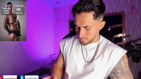 Snapshot of brad_summer chatting on November 27, 5:37 pm brad summer online show from November 27, 5:37 pm