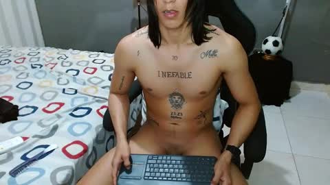 Snapshot of brad_wesley__ chatting on January 27, 9:44 am Brad online show from January 27, 9:44 am