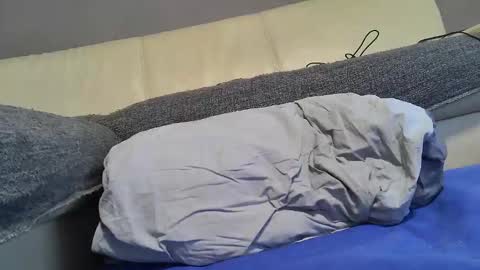 bramer8787 online show from December 6, 8:59 am