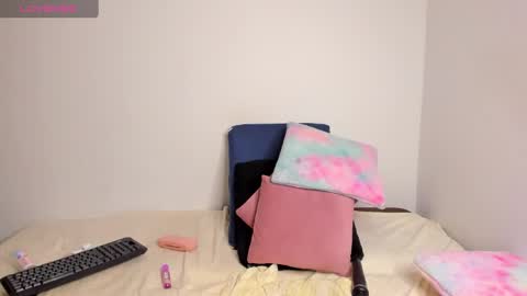 Snapshot of brandy_brow chatting on October 3, 11:35 pm brandy Independent model online show from October 3, 11:35 pm