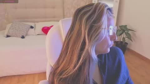 BRANDY  online show from September 19, 10:38 am