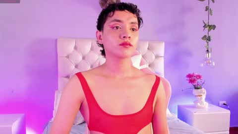   online show from December 17, 1:38 pm