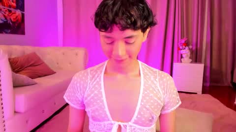   online show from November 19, 9:15 pm