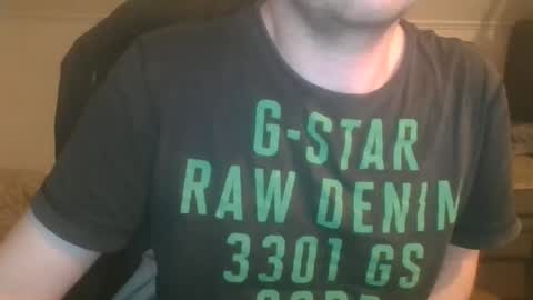 Snapshot of brate1899 chatting on February 24, 2:40 am brate1899 online show from February 24, 2:40 am