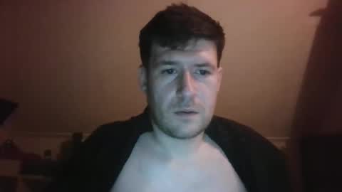 Snapshot of brate1899 chatting on December 20, 3:57 am brate1899 online show from December 20, 3:57 am