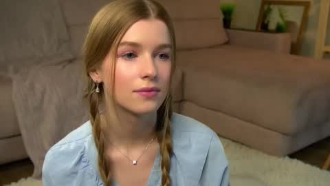 Snapshot of brave_journey chatting on March 6, 5:00 pm Eli online show from March 6, 5:00 pm