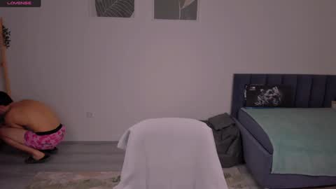 Johny Bravo online show from December 16, 6:32 am