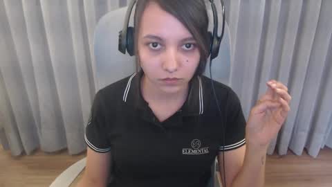 Snapshot of breakfastwithtiffanys chatting on October 28, 8:33 pm breakfastwithtiffanys online show from October 28, 8:33 pm