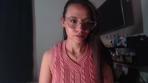 Snapshot of breakfastwithtiffanys chatting on November 2, 1:52 am breakfastwithtiffanys online show from November 2, 1:52 am