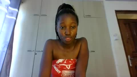 breelia online show from January 7, 8:24 am