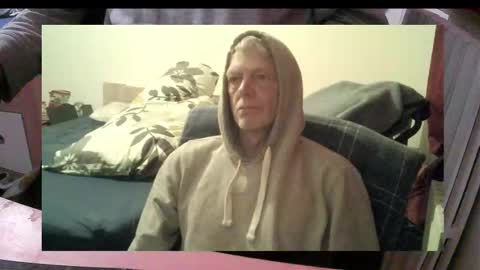 Snapshot of bremer64 chatting on November 3, 9:21 am bremer64 online show from November 3, 9:21 am