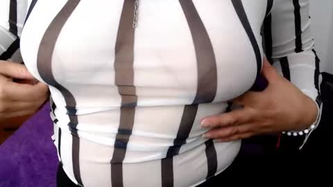 brendasantos_77 online show from October 29, 1:46 pm