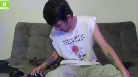 Snapshot of brian_sweetx chatting on November 3, 6:03 am Brian sweetx Independent online show from November 3, 6:03 am