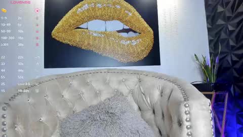 Snapshot of brianathompson chatting on February 13, 10:22 pm BRIANA online show from February 13, 10:22 pm