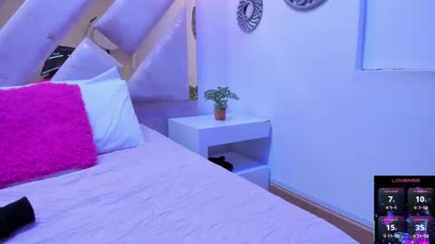 Brianna  online show from October 17, 11:35 am