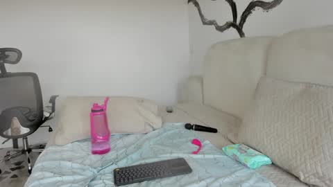    online show from January 17, 6:23 pm