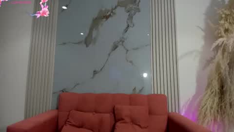    online show from September 28, 12:43 pm