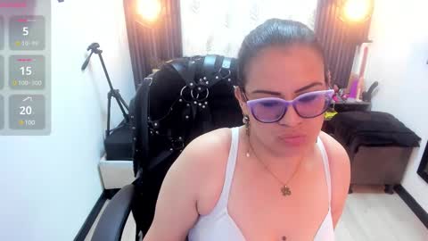 BRIGITTE online show from February 25, 4:21 pm