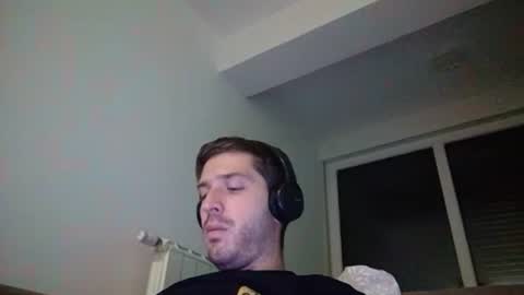 brii0000 online show from December 4, 7:23 pm