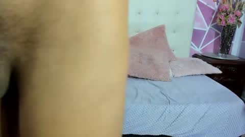 Snapshot of brisahott chatting on February 18, 5:53 pm Brisa online show from February 18, 5:53 pm