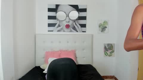 Snapshot of brisahott chatting on October 18, 9:48 pm Brisa online show from October 18, 9:48 pm