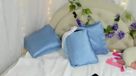 Brithany Rousee online show from January 18, 10:06 pm