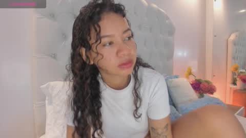 Brithany Rousee online show from November 11, 2:17 pm