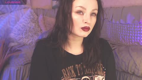 britneybarker online show from January 3, 2:32 am