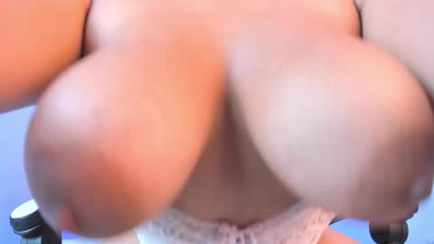   online show from February 7, 11:12 am