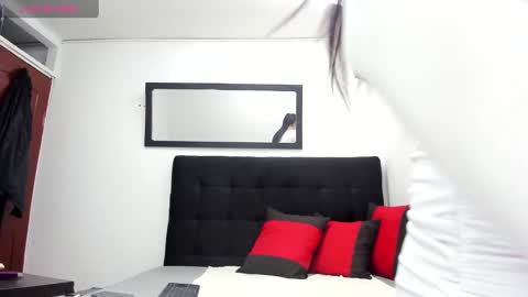   online show from January 17, 12:10 pm