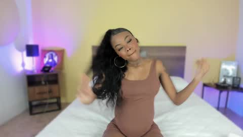 Btittany online show from February 8, 8:42 pm