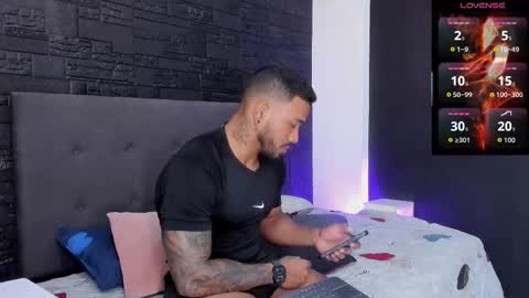 brock_hurn online show from September 18, 9:17 pm