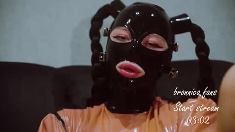 Anna online show from September 20, 2:40 pm