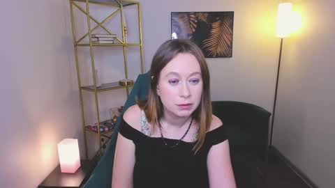 Lady Brooke online show from November 28, 4:04 am