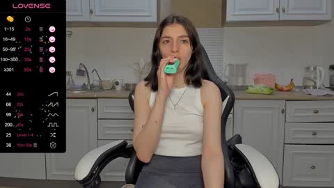 broosnica1 online show from February 2, 9:30 am