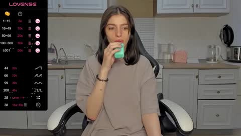 broosnica1 online show from February 7, 9:37 am