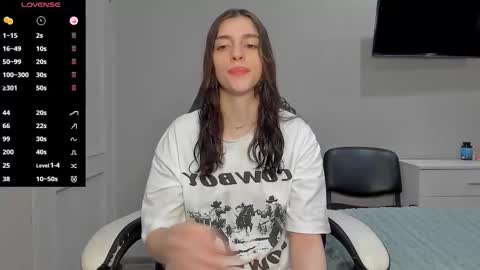 broosnica1 online show from November 25, 6:46 am