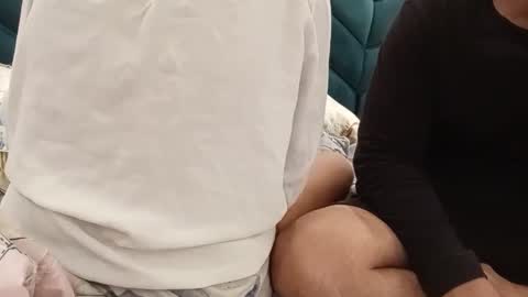 Chocolate couple online show from November 15, 2:53 am