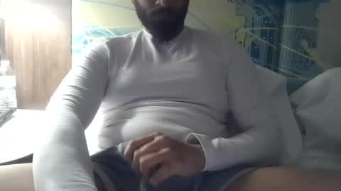 Snapshot of brownbd32 chatting on February 5, 10:44 pm brownbd32 online show from February 5, 10:44 pm